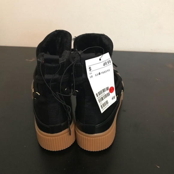 COPY - H&M faux suede Fleece lined boots - Picture 2 of 3